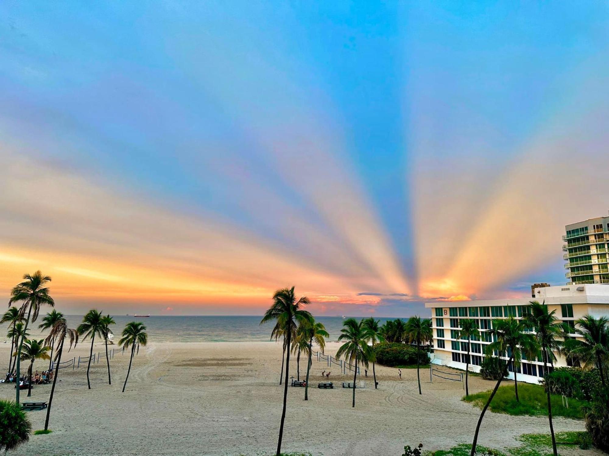 B Ocean Resort Fort Lauderdale Beach Esterno foto